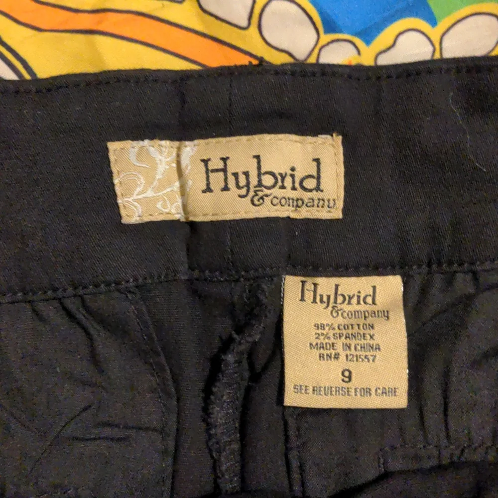 Hybrid & Company | Black Dress Pants - Picture 3 of 4